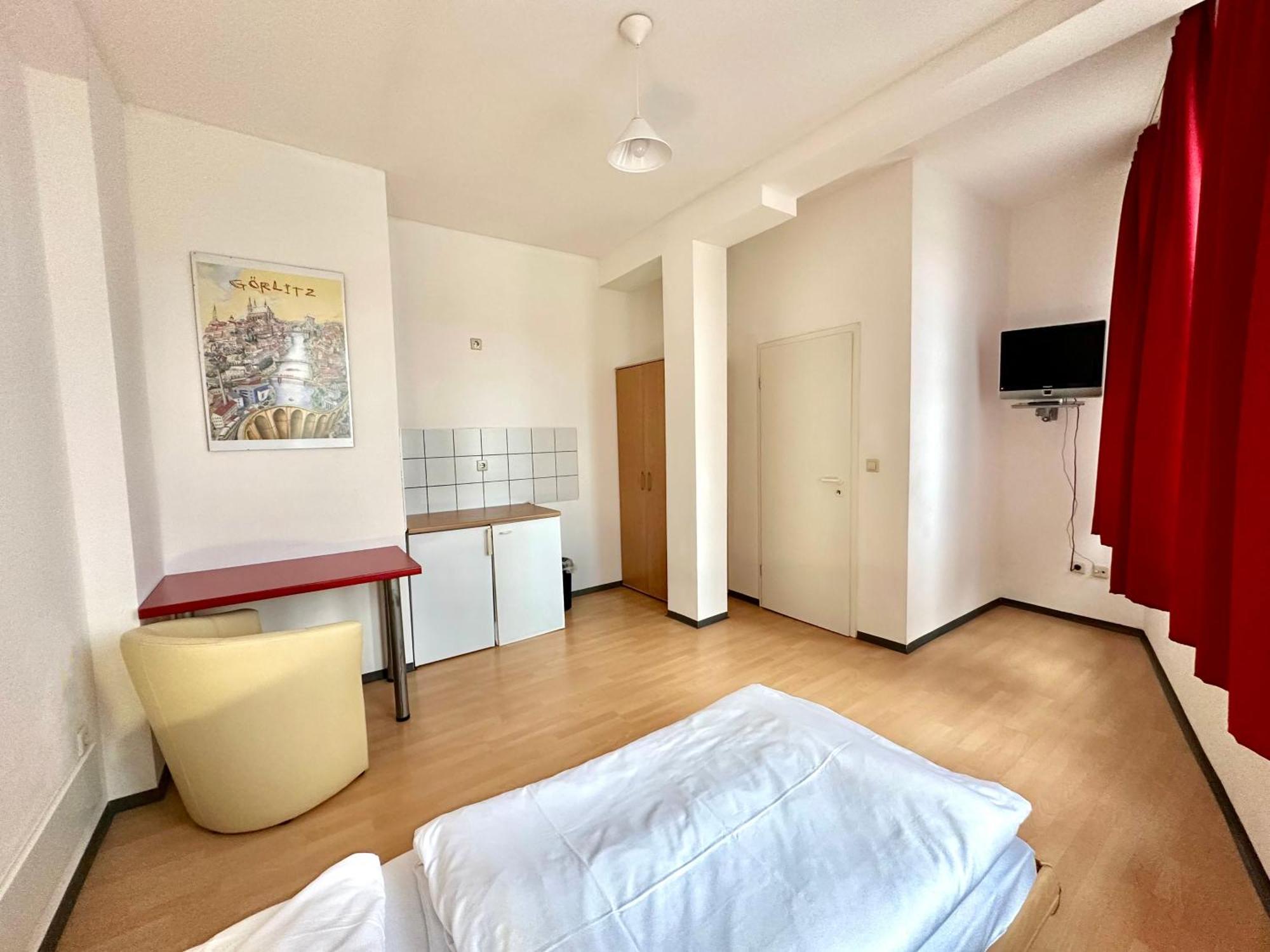 Picobello Pension Görlitz Exteriör bild